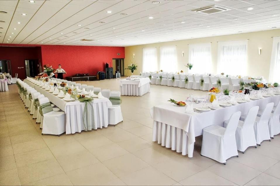 Vistula Hotel Swiecie  Bagian luar foto